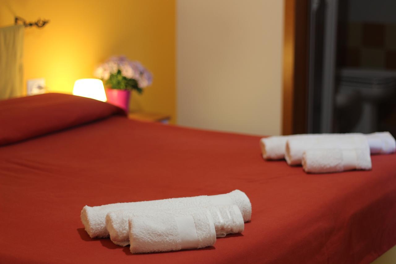 クアルトゥッチュ Fiori E Limoni Bed & Breakfast エクステリア 写真