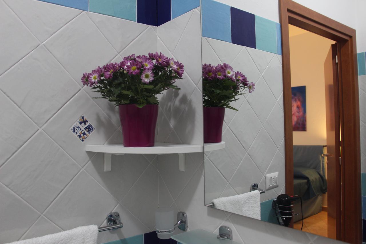 クアルトゥッチュ Fiori E Limoni Bed & Breakfast エクステリア 写真