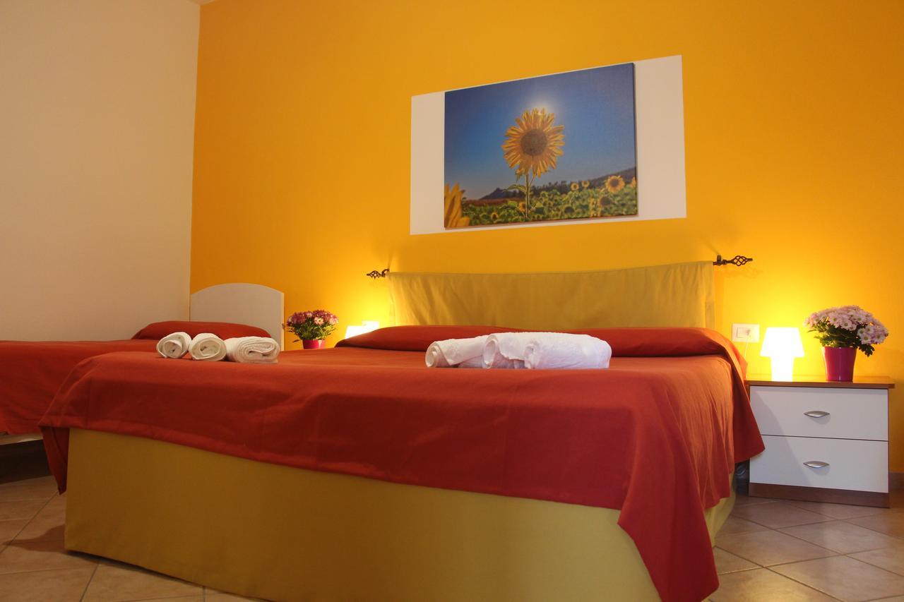 クアルトゥッチュ Fiori E Limoni Bed & Breakfast エクステリア 写真