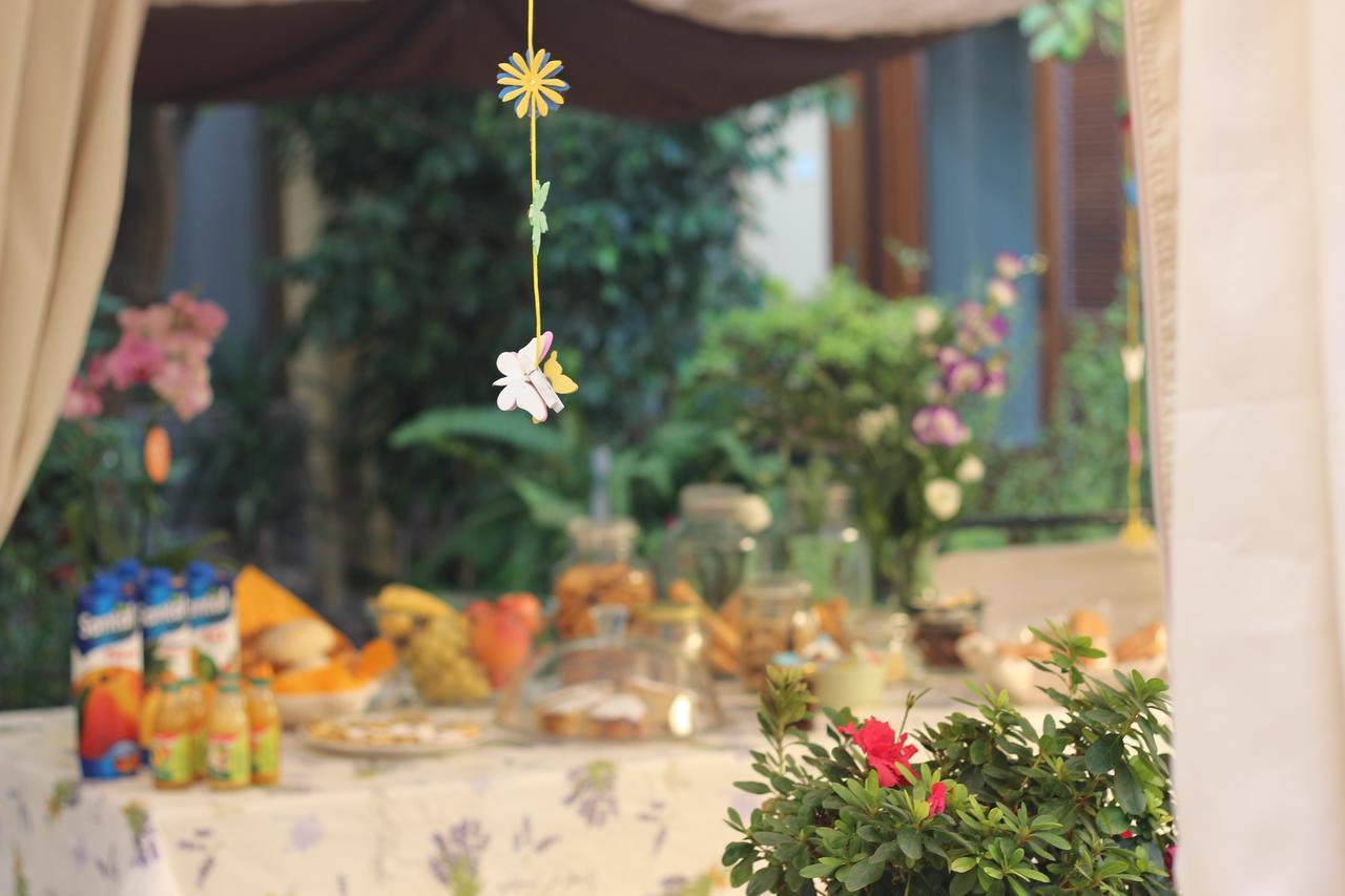 クアルトゥッチュ Fiori E Limoni Bed & Breakfast エクステリア 写真